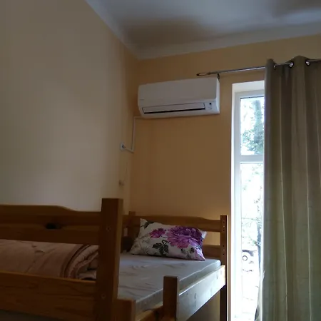 Ginger House Хостел Пловдив